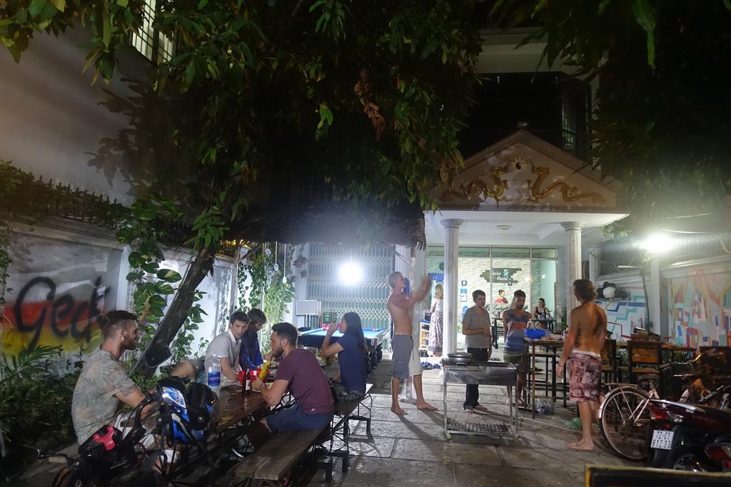 Gecko Hostel (Adults Only) 붕타우 외부 사진